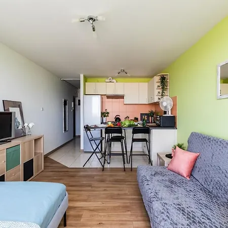 Superapart Saska 48A, Sleek 6Th-Floor Studio With Balcony & Elevator Access Warschau Exterior foto