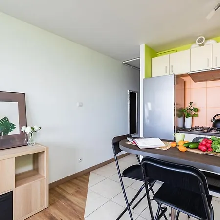 Superapart Saska 48A, Sleek 6Th-Floor Studio With Balcony & Elevator Access Warschau Exterior foto