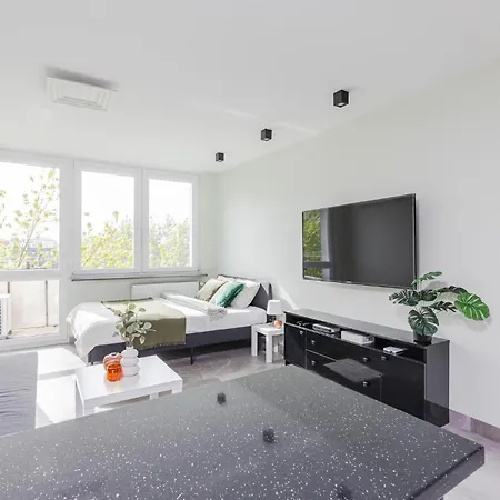 Superapart Saska 48A, Sleek 6Th-Floor Studio With Balcony & Elevator Access Warschau Exterior foto