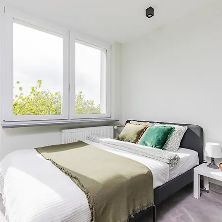 Superapart Saska 48A, Sleek 6Th-Floor Studio With Balcony & Elevator Access Warschau Exterior foto