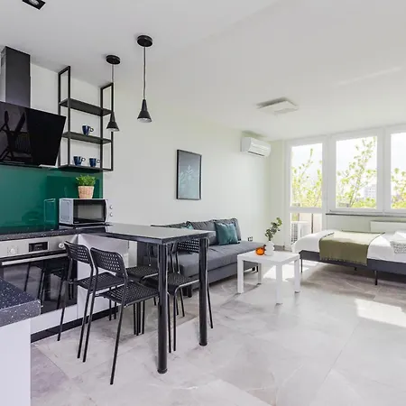 Superapart Saska 48A, Sleek 6Th-Floor Studio With Balcony & Elevator Access Warschau Exterior foto