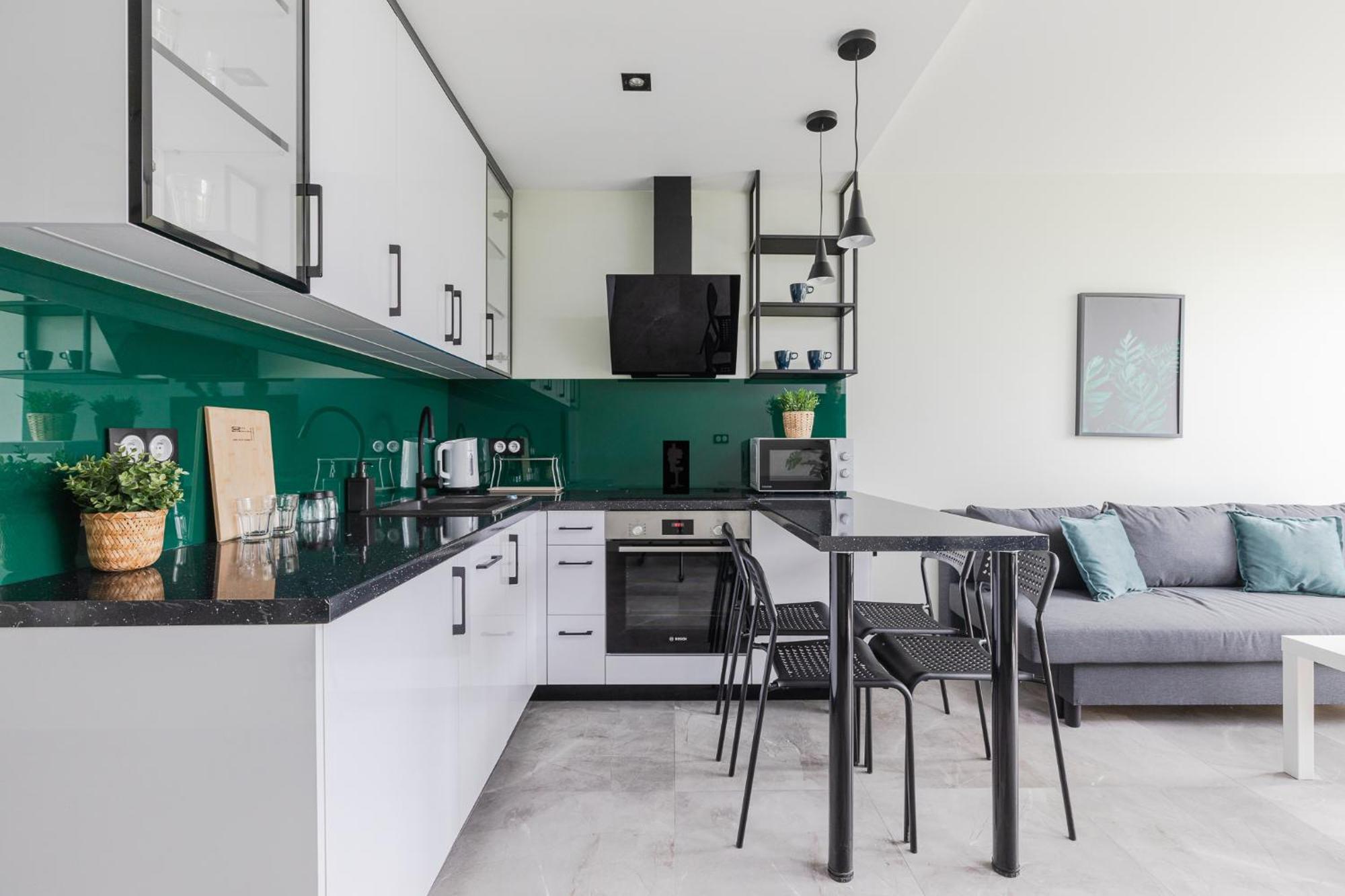 Superapart Saska 48a, Sleek 6th-floor With Balcony & Elevator Access Warschau